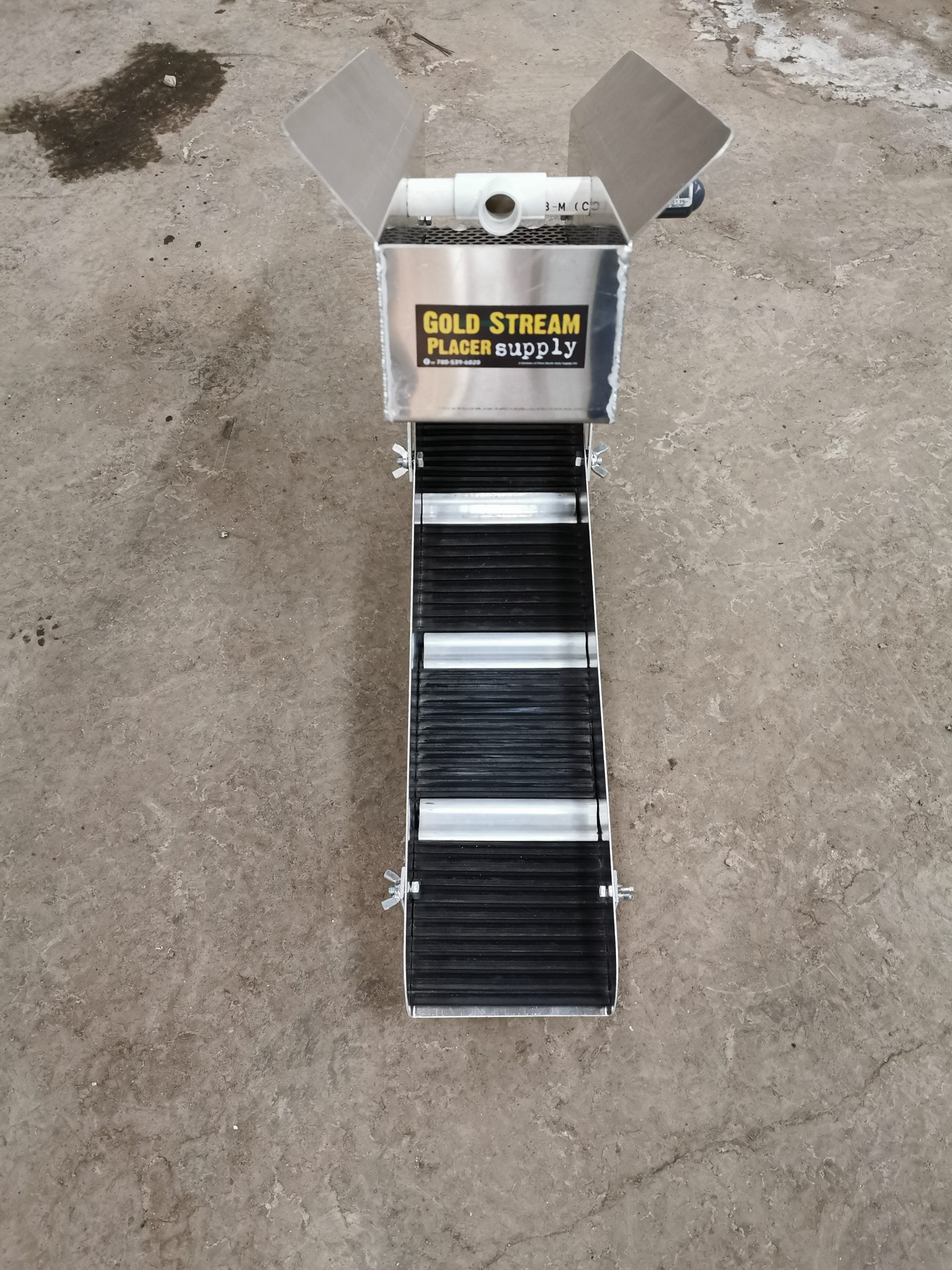 Goldstream Mini Highbanker - With Gold Owl Mats